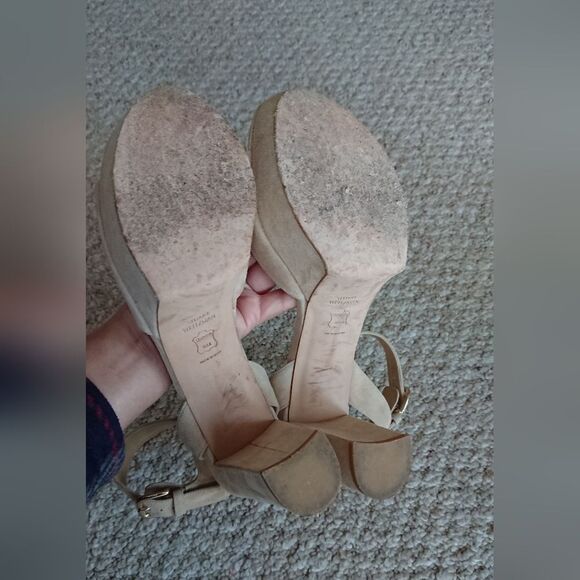 Stuart Weitzman Open Scalloped Taupe Sued Platform Sandal size 8.5M - Picture 12 of 12